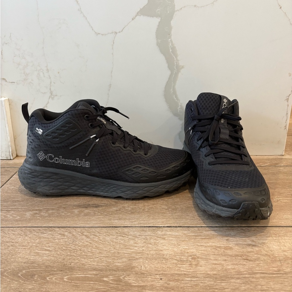 Columbia Men’s Konos TRS Outdry Mid Hiking Shoes